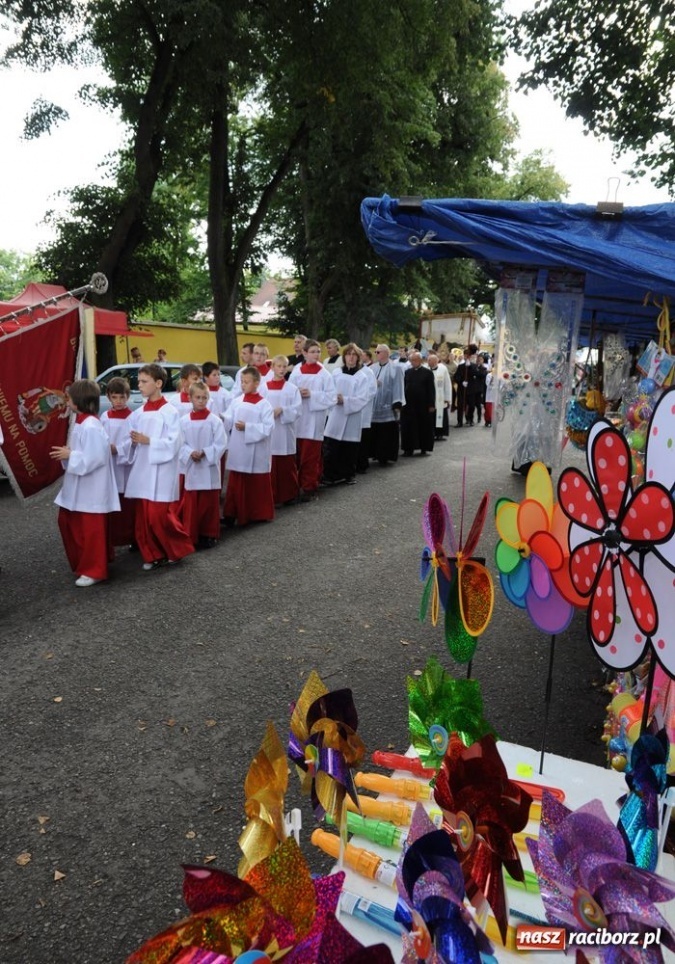 Zdjęcie w galerii na portalu naszraciborz.pl: Kobiety, bądźcie skromne wiadomości z regionu