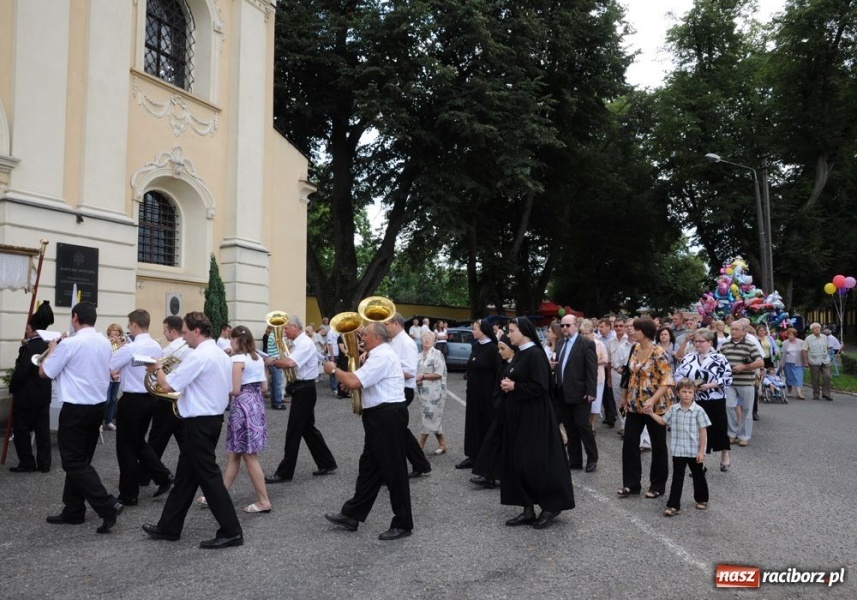 Zdjęcie w galerii na portalu naszraciborz.pl: Kobiety, bądźcie skromne wiadomości z regionu
