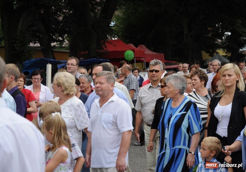 Zdjęcie w galerii na portalu naszraciborz.pl: Kobiety, bądźcie skromne wiadomości z regionu