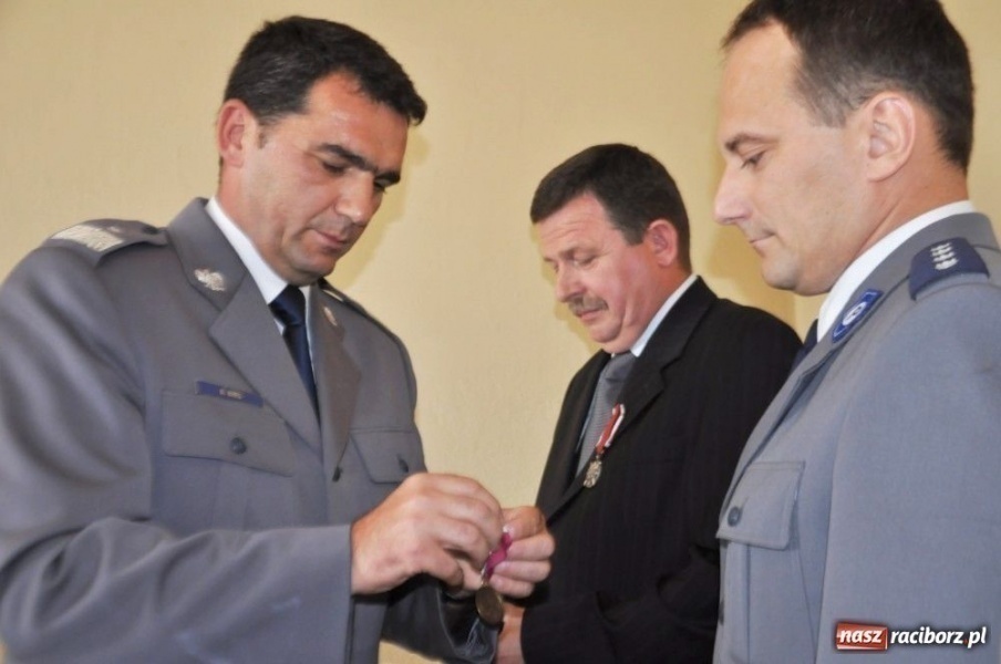 Zdjęcie w galerii na portalu naszraciborz.pl: W komendzie amerykańskie porządki? wiadomości z regionu