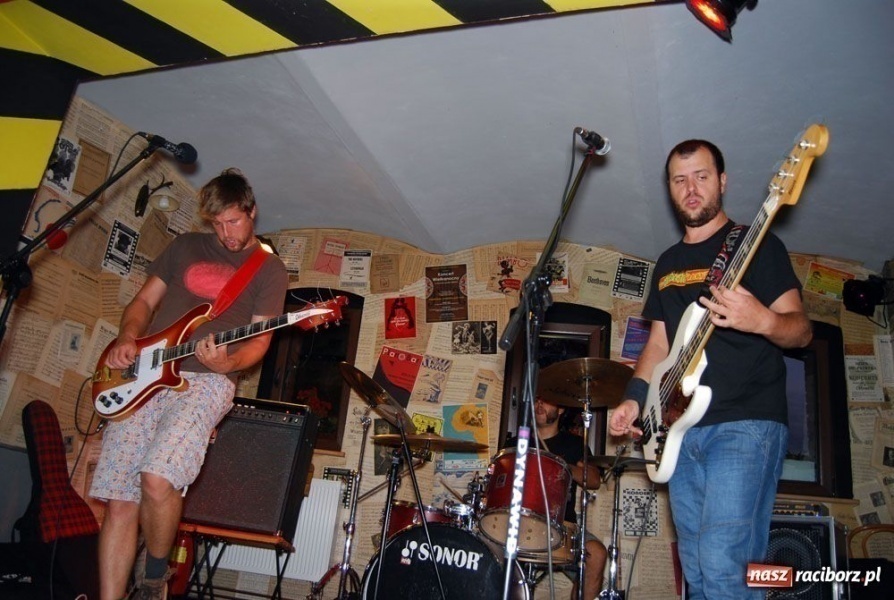 Zdjęcie w galerii na portalu naszraciborz.pl: Mocne granie chorwackich rockmanów wiadomości z regionu