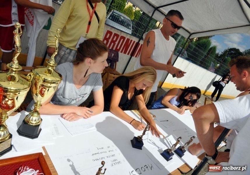 Zdjęcie w galerii na portalu naszraciborz.pl: StreetBall: Mevago CUP 2011 wiadomości z regionu