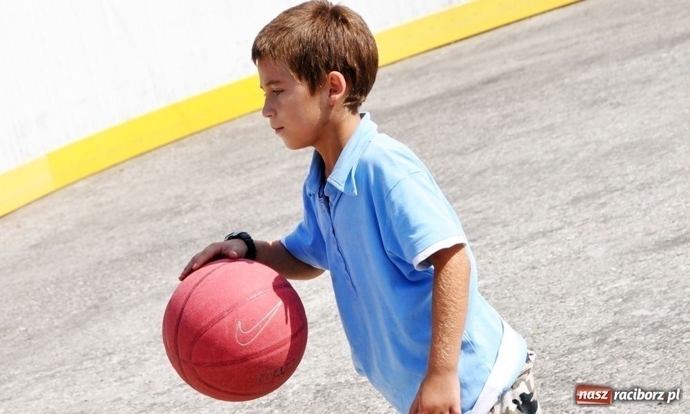 Zdjęcie w galerii na portalu naszraciborz.pl: StreetBall: Mevago CUP 2011 wiadomości z regionu