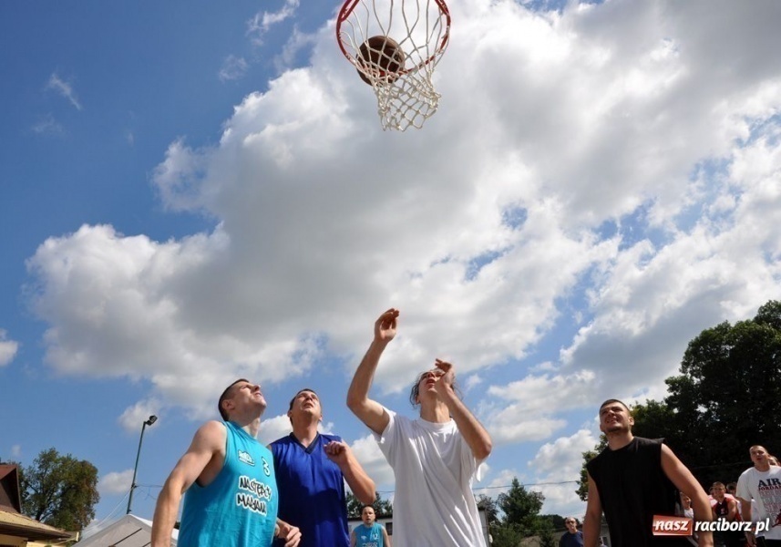 Zdjęcie w galerii na portalu naszraciborz.pl: StreetBall: Mevago CUP 2011 wiadomości z regionu