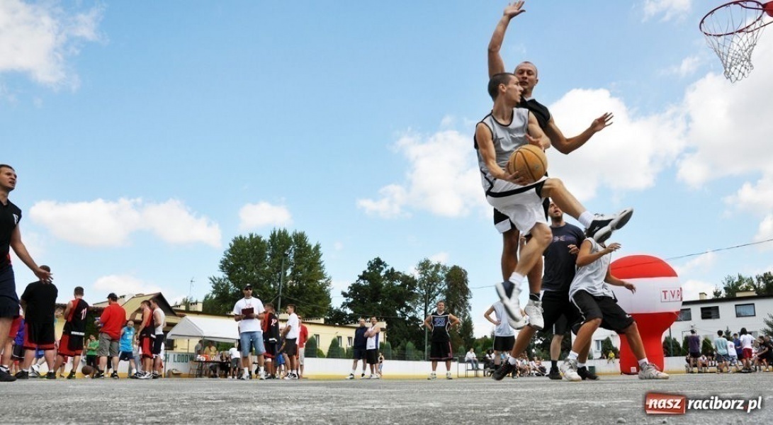 Zdjęcie w galerii na portalu naszraciborz.pl: StreetBall: Mevago CUP 2011 wiadomości z regionu
