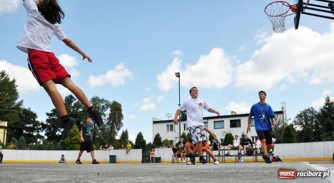 Zdjęcie w galerii na portalu naszraciborz.pl: StreetBall: Mevago CUP 2011 wiadomości z regionu