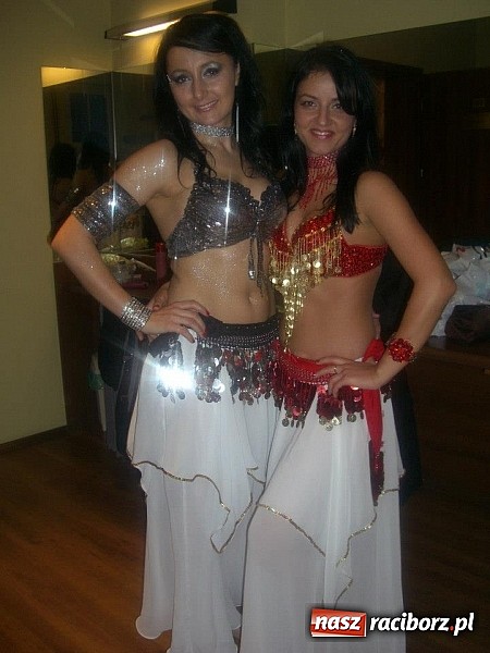 Zdjęcie w galerii na portalu naszraciborz.pl: Taniec orientalny wyzwala kobiecość wiadomości z regionu
