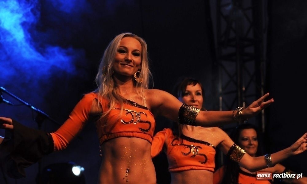 Zdjęcie w galerii na portalu naszraciborz.pl: Taniec orientalny wyzwala kobiecość wiadomości z regionu