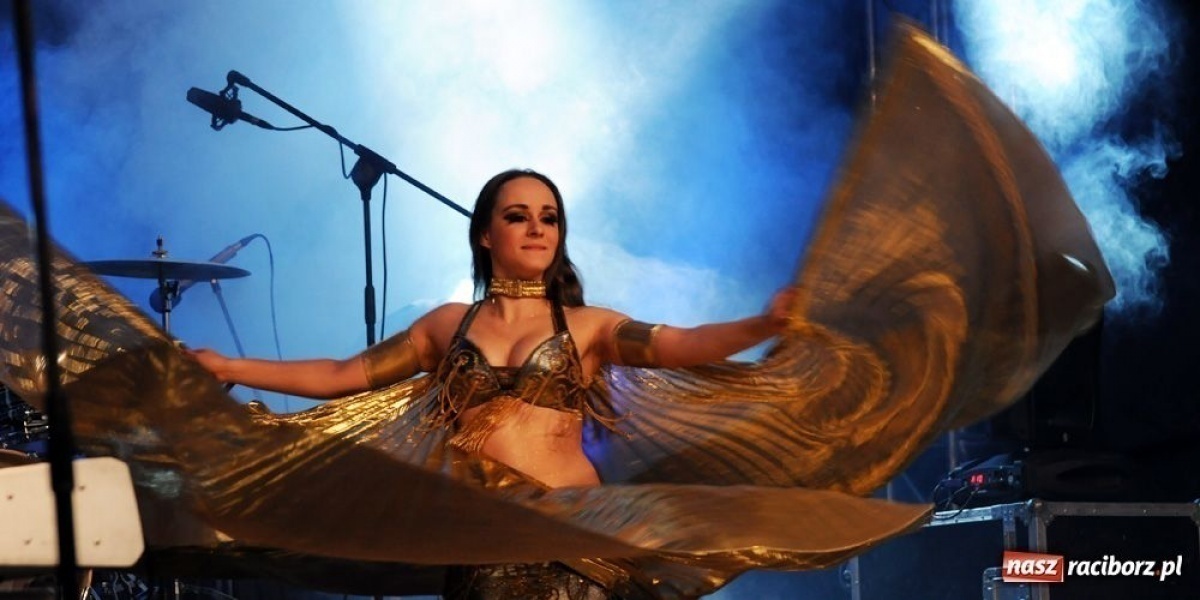 Zdjęcie w galerii na portalu naszraciborz.pl: Taniec orientalny wyzwala kobiecość wiadomości z regionu