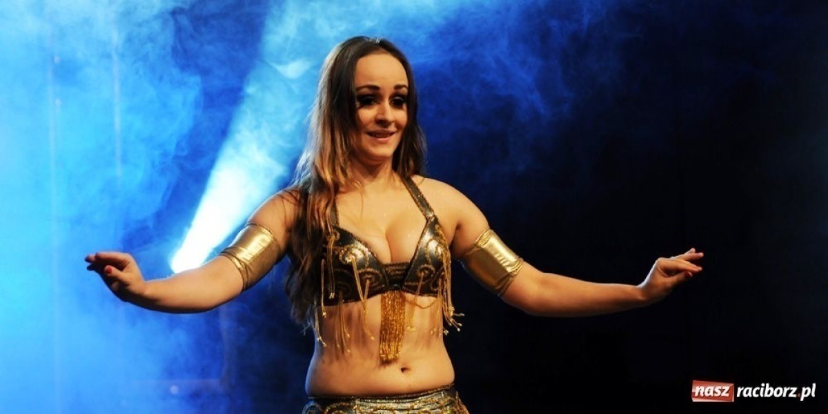 Zdjęcie w galerii na portalu naszraciborz.pl: Taniec orientalny wyzwala kobiecość wiadomości z regionu