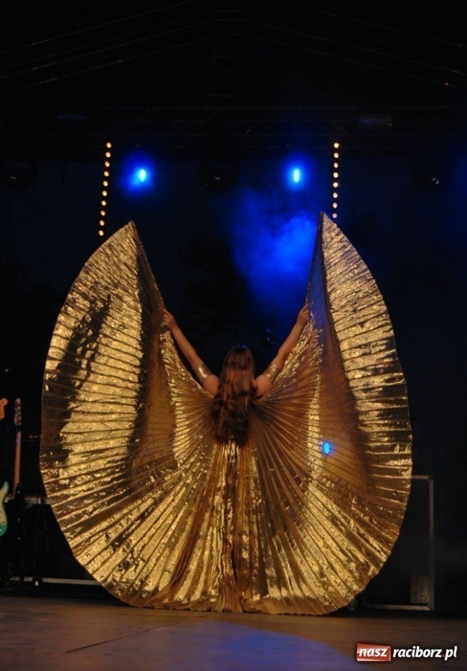 Zdjęcie w galerii na portalu naszraciborz.pl: Taniec orientalny wyzwala kobiecość wiadomości z regionu