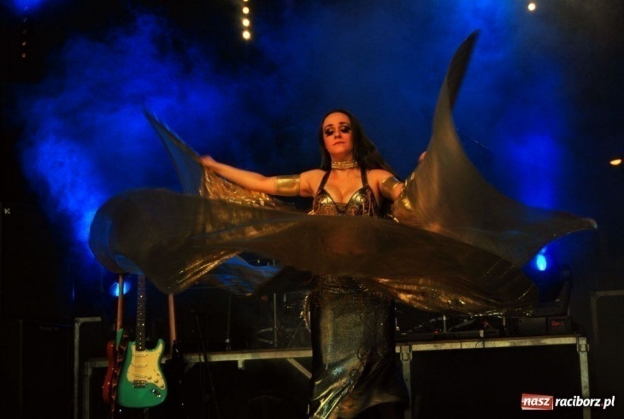 Zdjęcie w galerii na portalu naszraciborz.pl: Taniec orientalny wyzwala kobiecość wiadomości z regionu