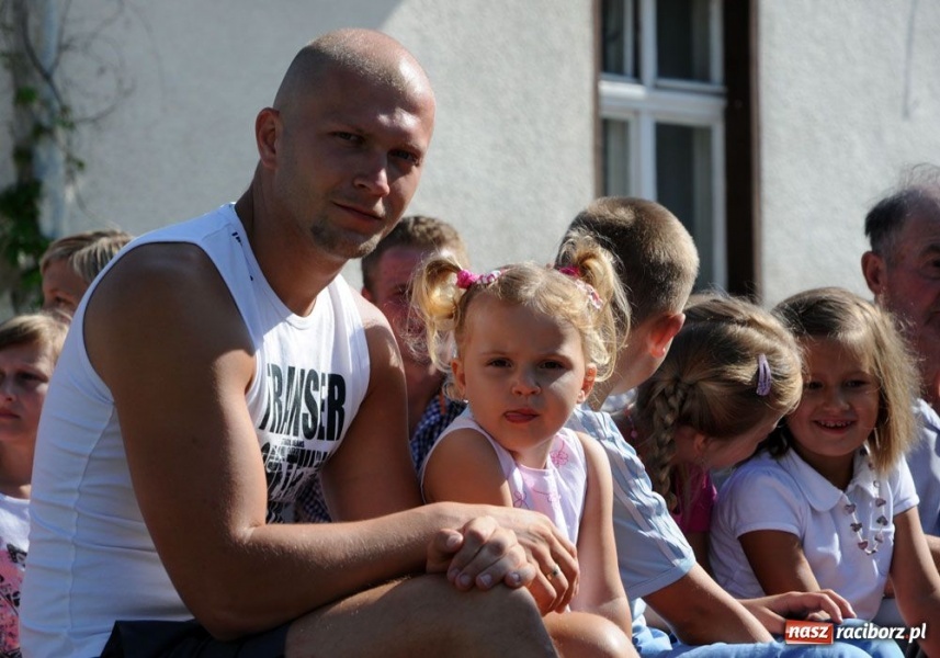 Zdjęcie w galerii na portalu naszraciborz.pl: W Krowiarkach dziękowali za plony wiadomości z regionu