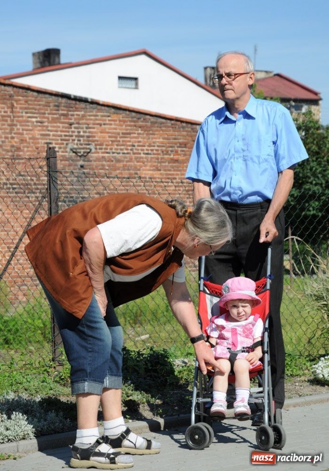 Zdjęcie w galerii na portalu naszraciborz.pl: W Krowiarkach dziękowali za plony wiadomości z regionu