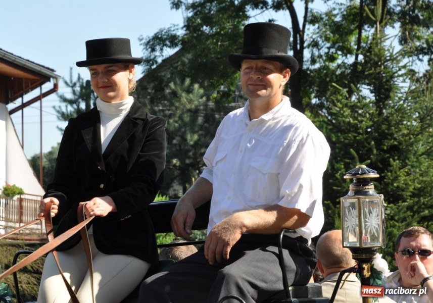 Zdjęcie w galerii na portalu naszraciborz.pl: W Krowiarkach dziękowali za plony wiadomości z regionu