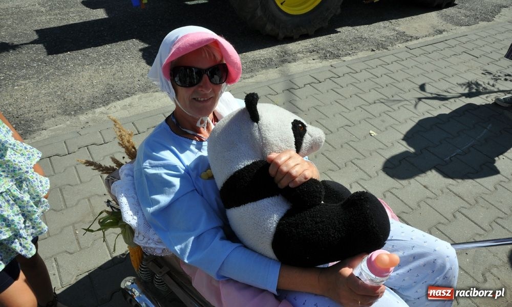 Zdjęcie w galerii na portalu naszraciborz.pl: Bajkowe dożynki w Roszkowie wiadomości z regionu