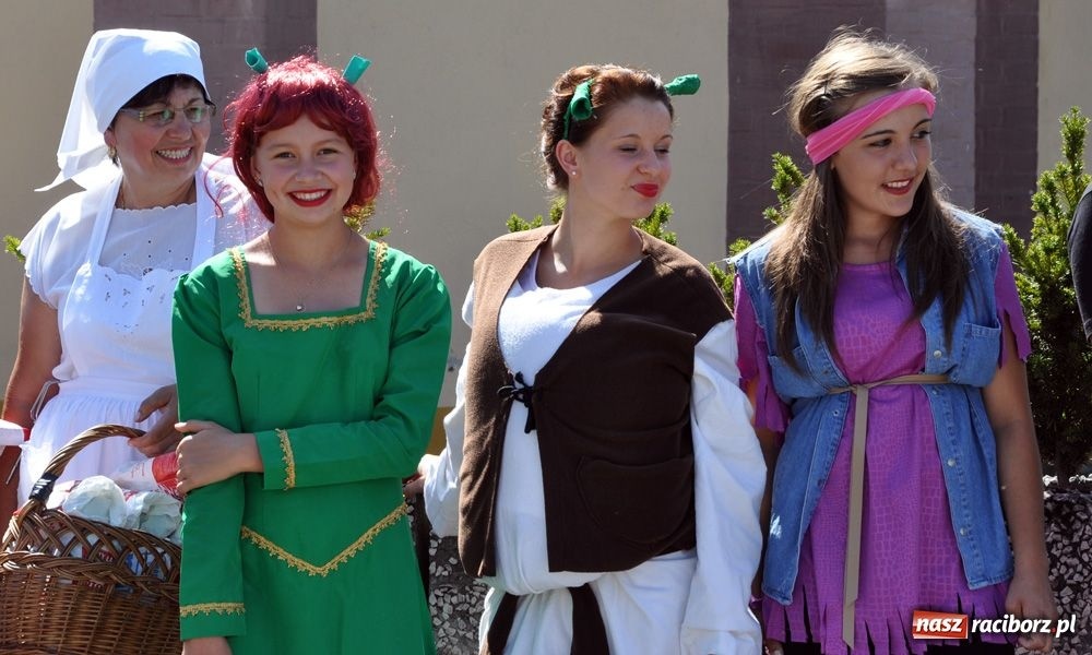 Zdjęcie w galerii na portalu naszraciborz.pl: Bajkowe dożynki w Roszkowie wiadomości z regionu