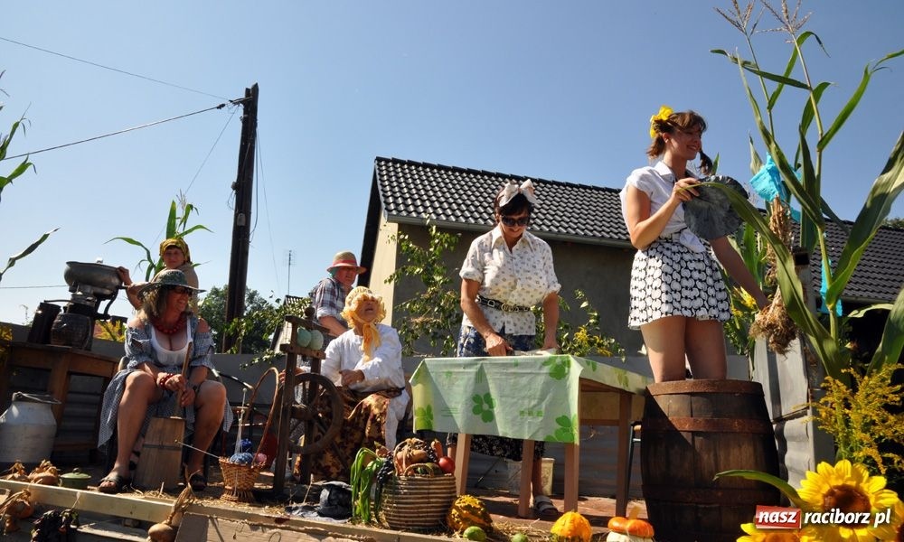Zdjęcie w galerii na portalu naszraciborz.pl: Bajkowe dożynki w Roszkowie wiadomości z regionu