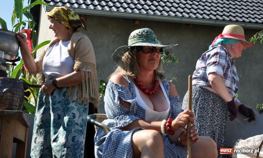 Zdjęcie w galerii na portalu naszraciborz.pl: Bajkowe dożynki w Roszkowie wiadomości z regionu