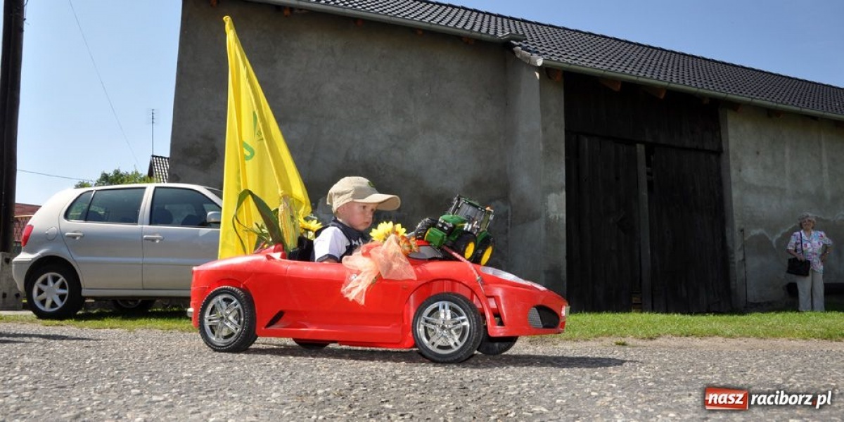 Zdjęcie w galerii na portalu naszraciborz.pl: Bajkowe dożynki w Roszkowie wiadomości z regionu