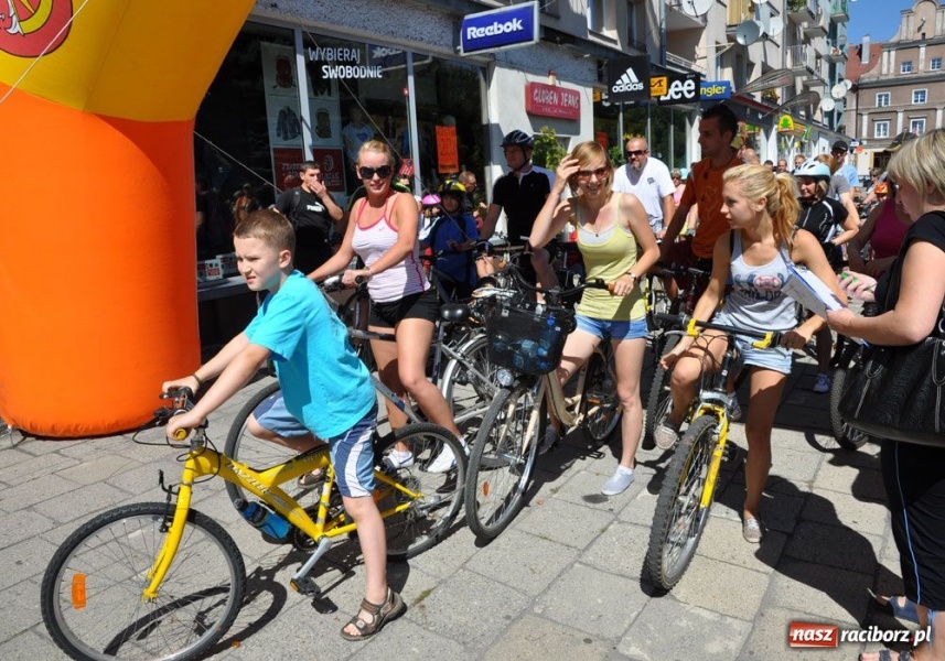 Zdjęcie w galerii na portalu naszraciborz.pl: 13. raz rodzinnie rowerem po Raciborzu wiadomości z regionu