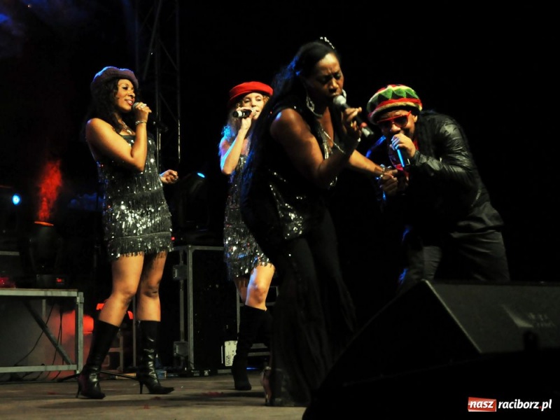 Zdjęcie w galerii na portalu naszraciborz.pl: Pełny OSiR na Boney M. wiadomości z regionu