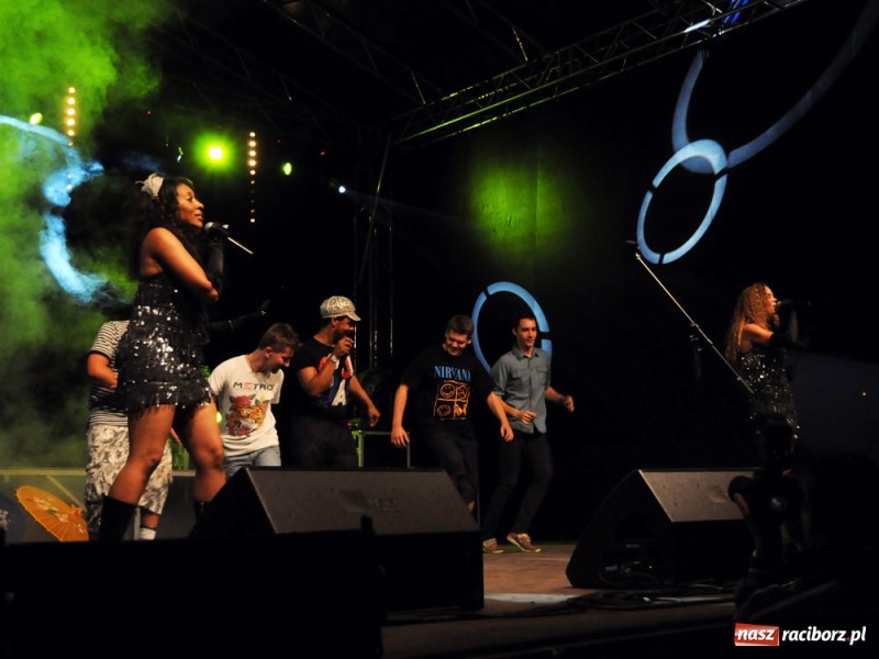 Zdjęcie w galerii na portalu naszraciborz.pl: Pełny OSiR na Boney M. wiadomości z regionu