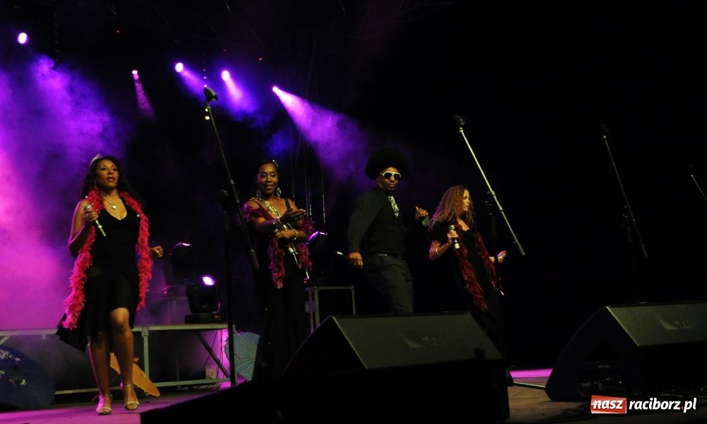 Zdjęcie w galerii na portalu naszraciborz.pl: Pełny OSiR na Boney M. wiadomości z regionu