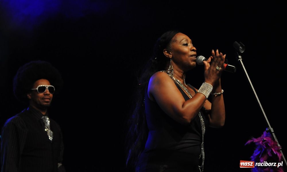 Zdjęcie w galerii na portalu naszraciborz.pl: Pełny OSiR na Boney M. wiadomości z regionu