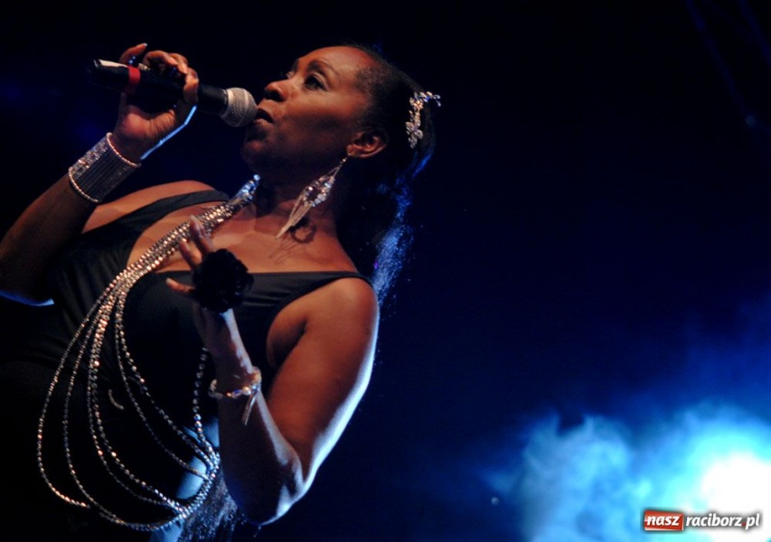 Zdjęcie w galerii na portalu naszraciborz.pl: Pełny OSiR na Boney M. wiadomości z regionu