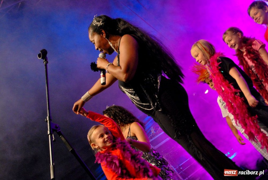 Zdjęcie w galerii na portalu naszraciborz.pl: Pełny OSiR na Boney M. wiadomości z regionu