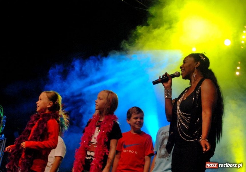 Zdjęcie w galerii na portalu naszraciborz.pl: Pełny OSiR na Boney M. wiadomości z regionu