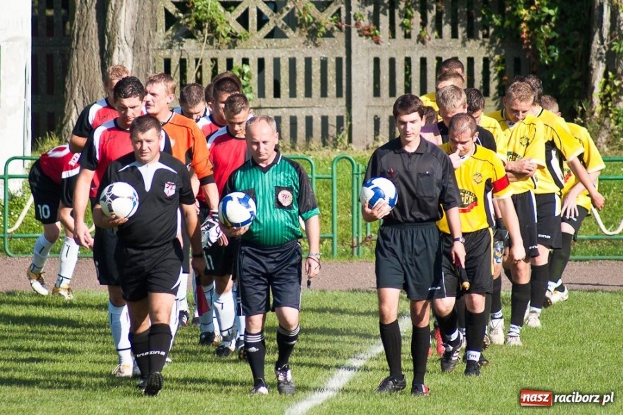 Zdjęcie w galerii na portalu naszraciborz.pl: Brzezie liderem po III kolejce wiadomości z regionu