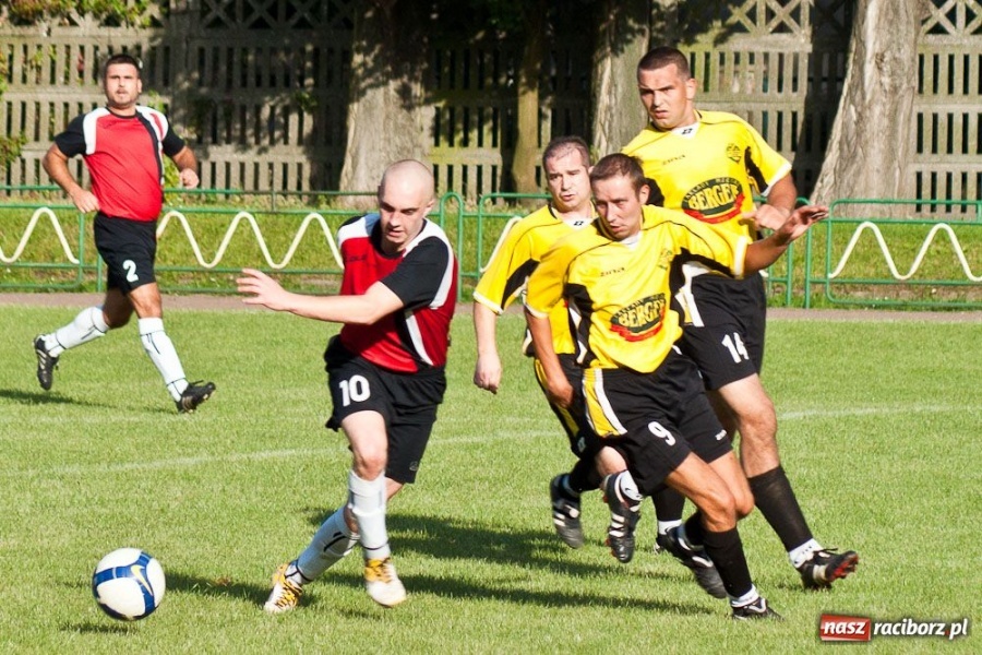 Zdjęcie w galerii na portalu naszraciborz.pl: Brzezie liderem po III kolejce wiadomości z regionu
