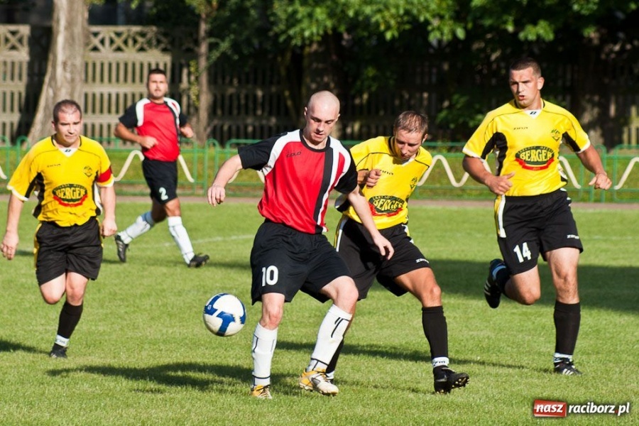 Zdjęcie w galerii na portalu naszraciborz.pl: Brzezie liderem po III kolejce wiadomości z regionu