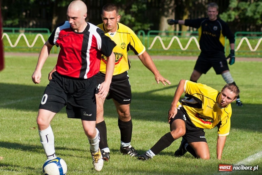 Zdjęcie w galerii na portalu naszraciborz.pl: Brzezie liderem po III kolejce wiadomości z regionu