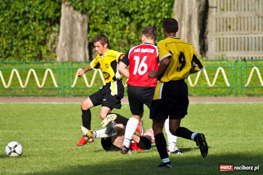 Zdjęcie w galerii na portalu naszraciborz.pl: Brzezie liderem po III kolejce wiadomości z regionu