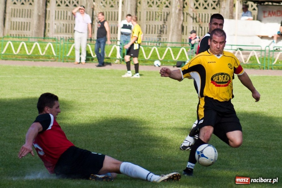 Zdjęcie w galerii na portalu naszraciborz.pl: Brzezie liderem po III kolejce wiadomości z regionu
