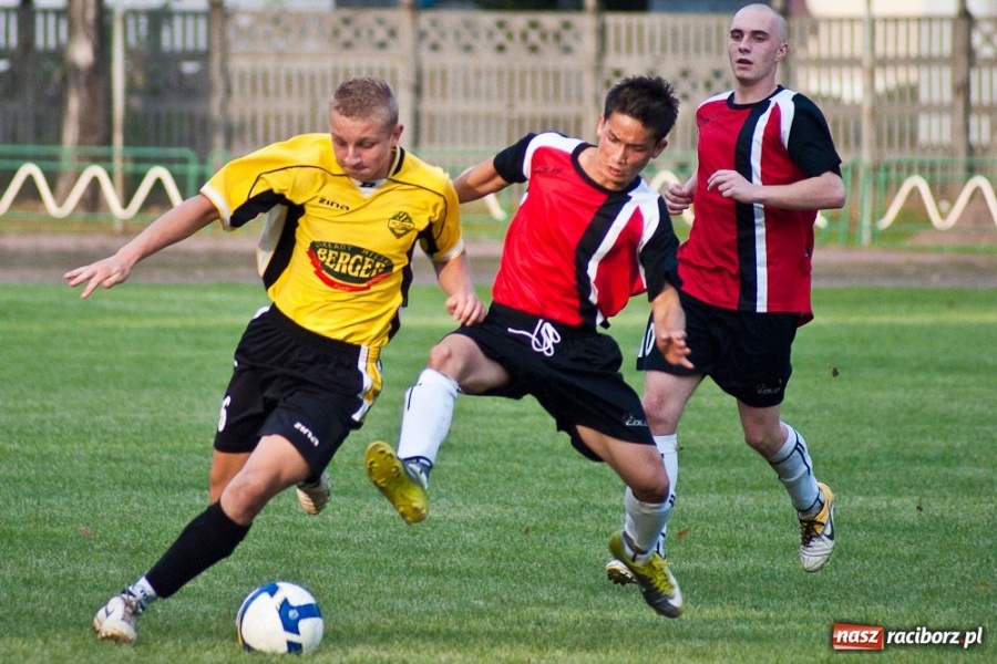 Zdjęcie w galerii na portalu naszraciborz.pl: Brzezie liderem po III kolejce wiadomości z regionu