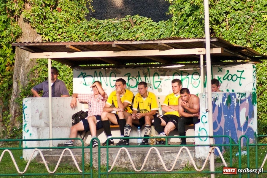 Zdjęcie w galerii na portalu naszraciborz.pl: Brzezie liderem po III kolejce wiadomości z regionu