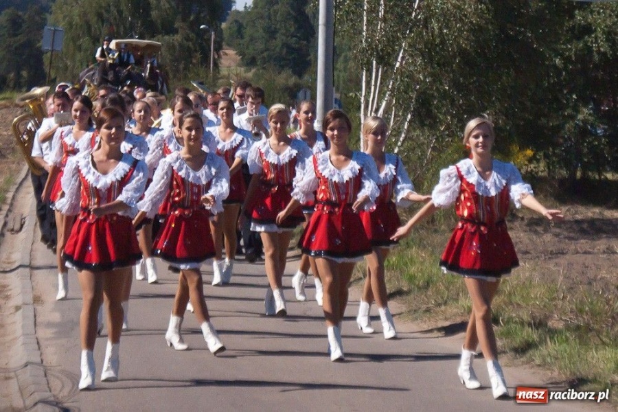 Zdjęcie w galerii na portalu naszraciborz.pl: Dożynki gminne w Rzuchowie wiadomości z regionu