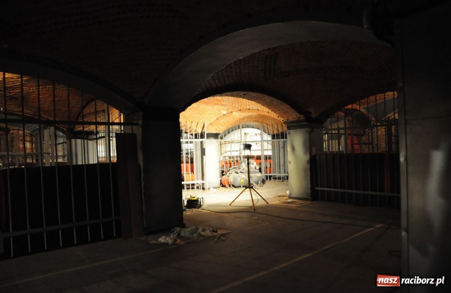 Zdjęcie w galerii na portalu naszraciborz.pl: After Dark Brooklyn od piątku wiadomości z regionu