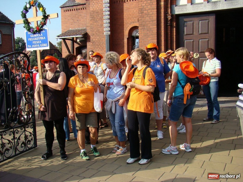 Zdjęcie w galerii na portalu naszraciborz.pl: Pomarańczowi już na szlaku wiadomości z regionu