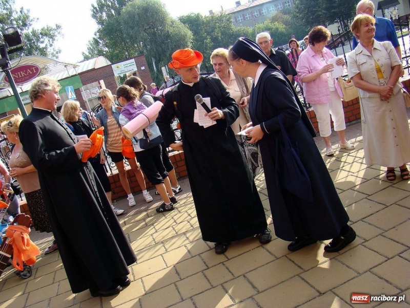Zdjęcie w galerii na portalu naszraciborz.pl: Pomarańczowi już na szlaku wiadomości z regionu