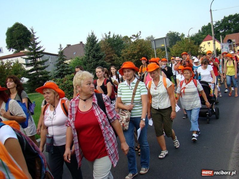 Zdjęcie w galerii na portalu naszraciborz.pl: Pomarańczowi już na szlaku wiadomości z regionu