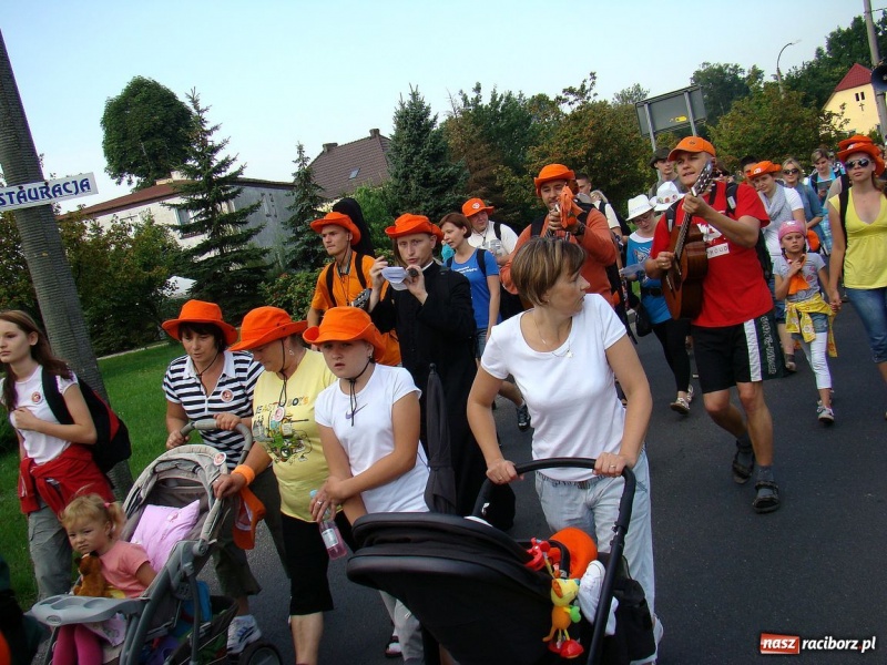 Zdjęcie w galerii na portalu naszraciborz.pl: Pomarańczowi już na szlaku wiadomości z regionu