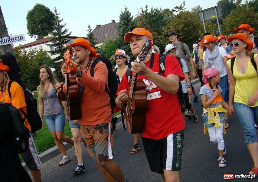 Zdjęcie w galerii na portalu naszraciborz.pl: Pomarańczowi już na szlaku wiadomości z regionu