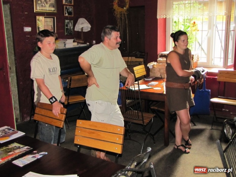 Zdjęcie w galerii na portalu naszraciborz.pl: Sadź drzewa, ratuj konie wiadomości z regionu