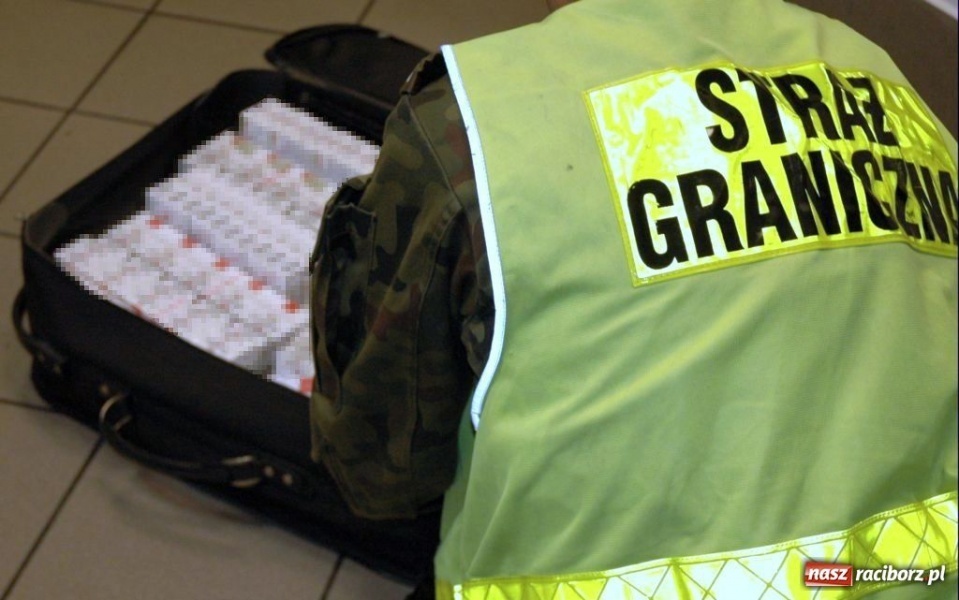 Zdjęcie w galerii na portalu naszraciborz.pl: ŚOSG: Chciała wywieźć z Polski nielegalne papierosy wiadomości z regionu