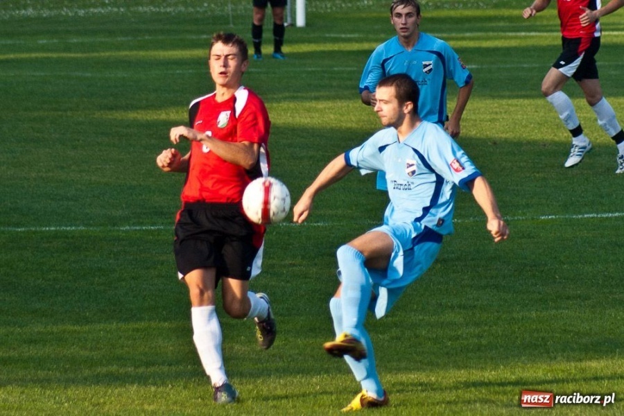 Zdjęcie w galerii na portalu naszraciborz.pl: Pierwsze punkty Unii Racibórz wiadomości z regionu